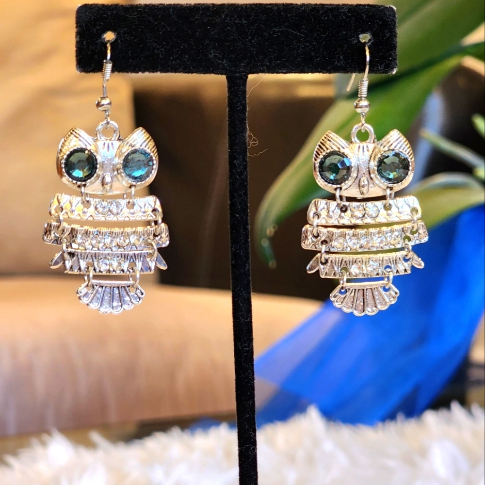 BW Collection Women's Earrings/ Shape of an🦉 OWI/ NWT